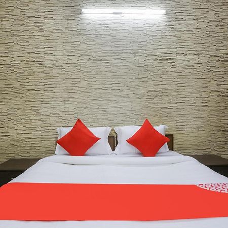Hotel O Green High New Delhi Ngoại thất bức ảnh