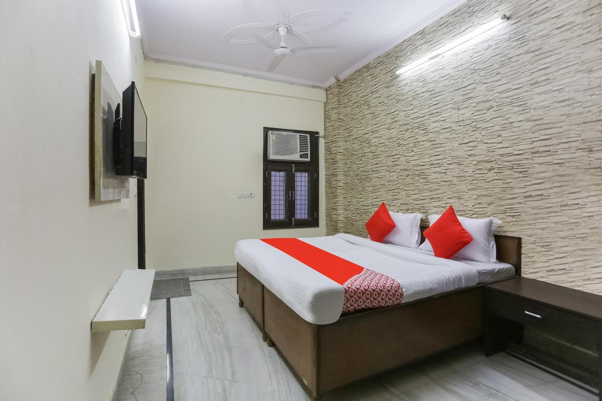 Hotel O Green High New Delhi Ngoại thất bức ảnh